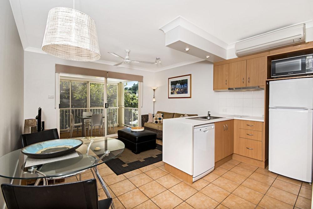 Port Douglas Apartments - Adults Only Oasis Exterior photo