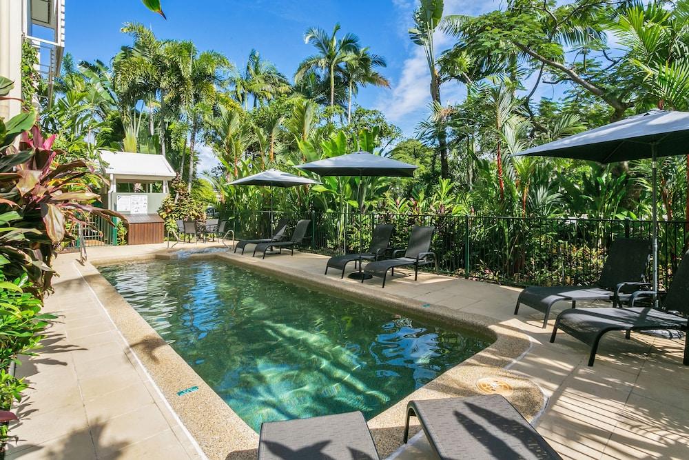 Port Douglas Apartments - Adults Only Oasis Exterior photo